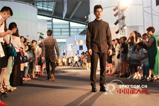 帝楷男装现场走秀引无数少女尖叫 2014深圳展男装风采