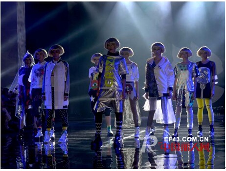 CRZ潮牌大吃“异“惊SHOW 异星人夺眼球