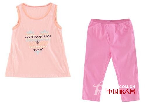 《爸爸去哪儿2》萌娃时装秀 黄多多穿的是什么童装品牌 巴拉巴拉时装秀正式开启