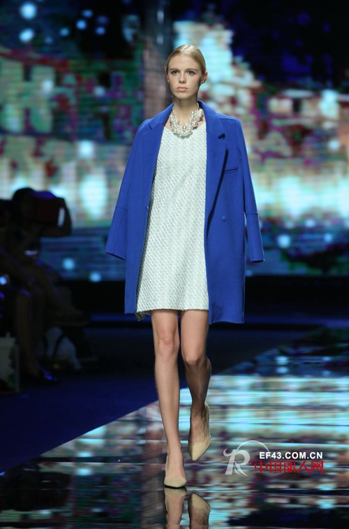 朗黛国际M.HITI高端女装品牌秀亮相深圳会展中心5号馆