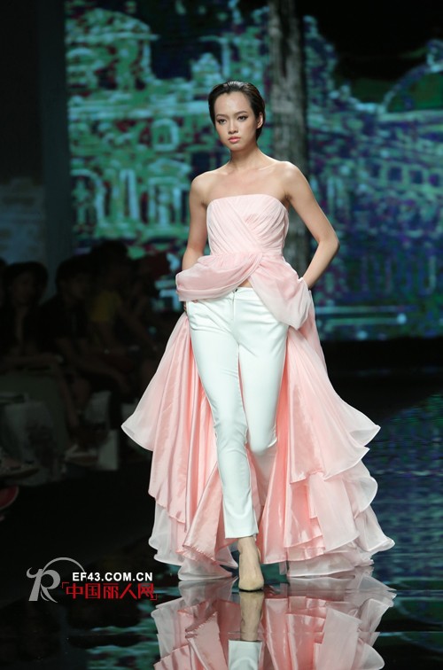 朗黛国际M.HITI高端女装品牌秀亮相深圳会展中心5号馆