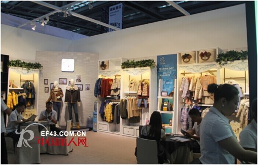 上流家族在第14届中国（深圳）国际品牌服装服饰交易会取得圆满成功