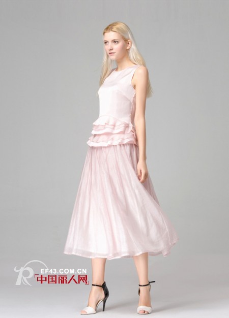 长裙款式 半身长裙,长裙连衣裙哪一款更好看?