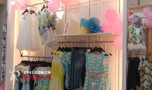 城市衣柜女装广西河池东兰店开业 全新形象隆重登场