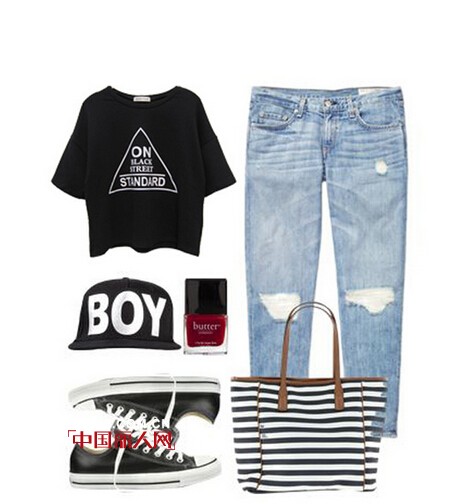 黑色T恤搭什么颜色的裤子 黑的吊带背心搭配印花包臀裙好看吗