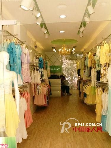 祝贺淑女时代湖南邵阳店生意红火!节节攀升!