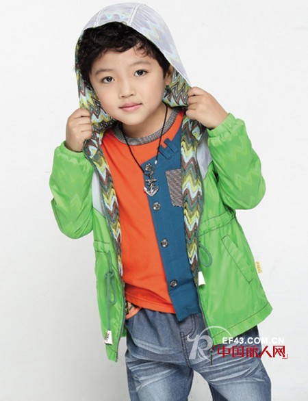 空调房间里准备什么外套 空调房里穿什么衣服好