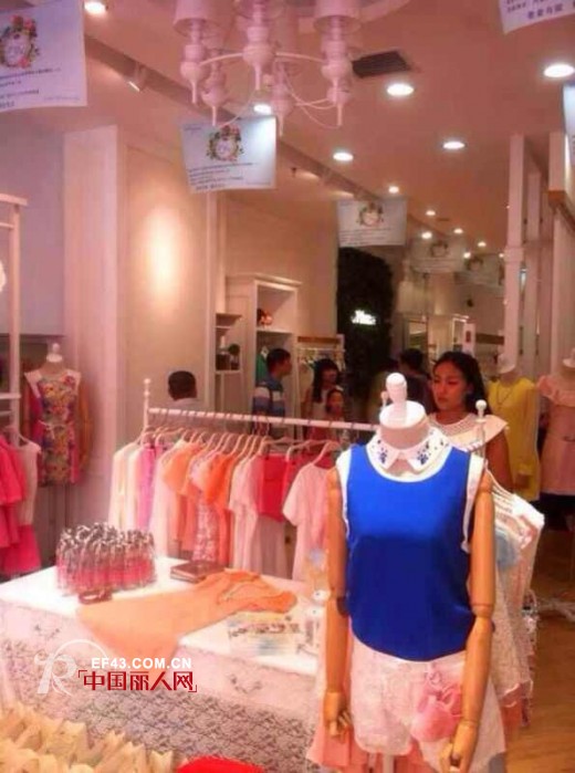 恭祝北京薇薇分公司-VIVIdion赤峰店开业大吉