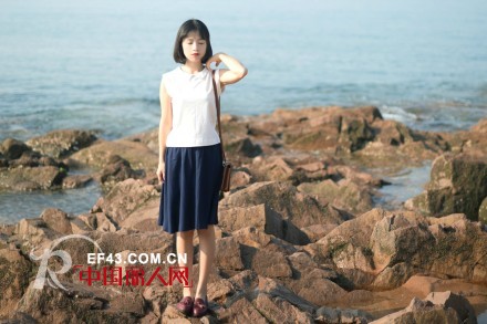 长发好看还是短发好看 男生喜欢女生长发还是短发 发型怎么搭配衣服