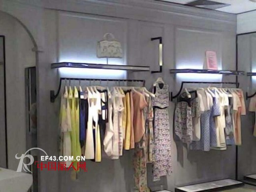 恭祝LAUDIA.SF蓝黛圣菲进驻桂林微笑堂店盛大开业