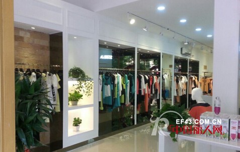 溆杭州益乐路专卖盛大开业 奢耀启幕