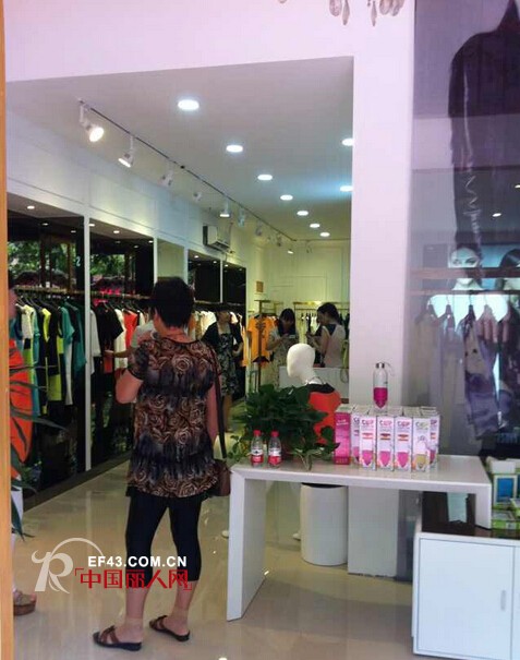 溆杭州益乐路专卖盛大开业 奢耀启幕