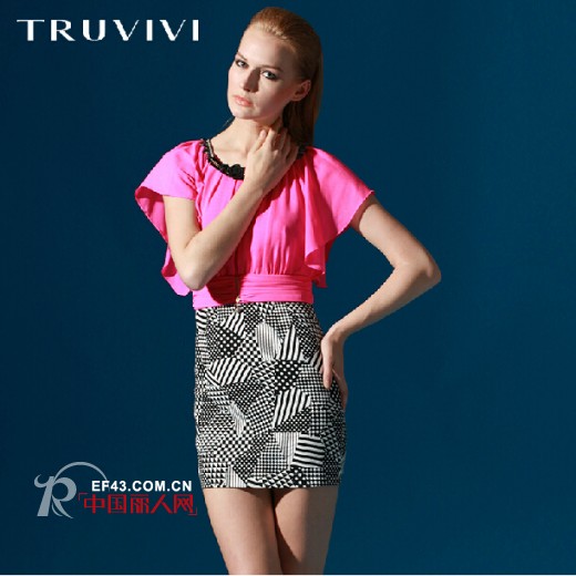 楚薇薇TRUVIVI:魅力玫红,挡不住的美丽