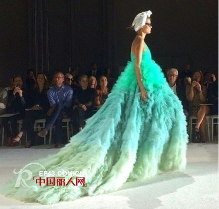 Giambattista Valli FALL 2014 COUTURE 本季最美 渐变色婚纱礼服款式