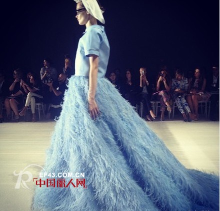 Giambattista Valli FALL 2014 COUTURE 本季最美 渐变色婚纱礼服款式