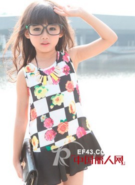 雪纺背心裙搭配 俄梅戛童装款式好看吗