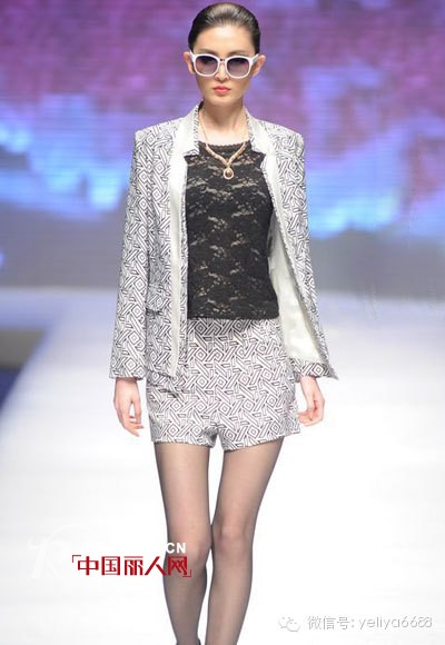 倒计时25天-2014耶丽雅连锁卖场招商暨秋冬服饰发布会