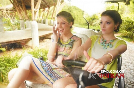 丹比奴女装轻纱飘飘 情动时刻