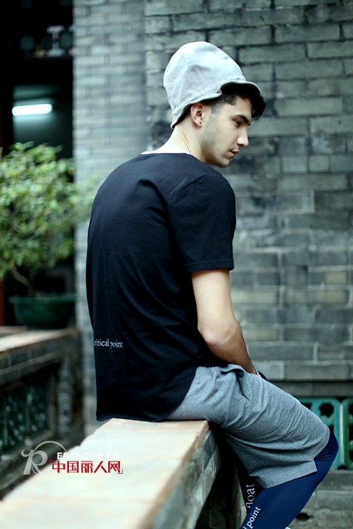 夏日运动休闲风搭配 FLOAT2014春夏新品系列