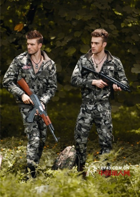 哪个品牌迷彩服比较好看 女生穿迷彩服好看吗