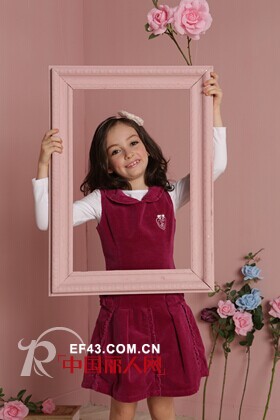 “欢声笑鱼”童装之在淡季时令开启旺季收入