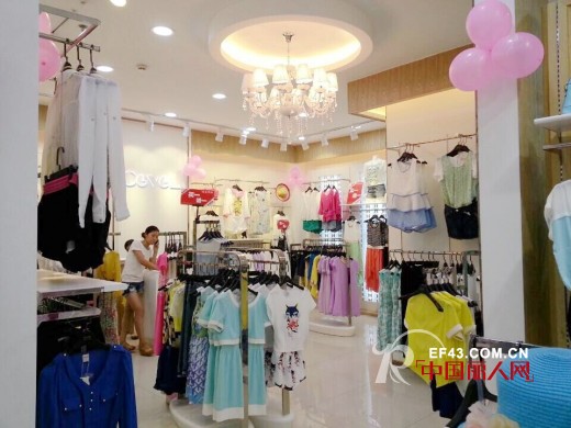 热烈庆祝城市衣柜佛山罗村好万家盛大开业,新店优惠活动抢购中