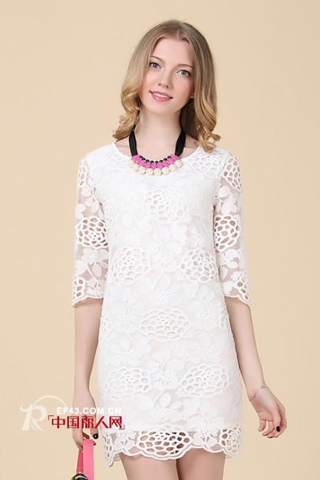 紫色镂空衫两件套 镂空蕾丝裙显瘦吗