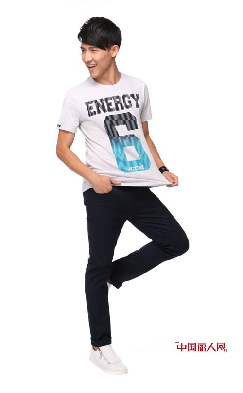 夏季T恤搭配 夏季印花T恤怎么搭配 真维斯2014夏季印花T恤系列