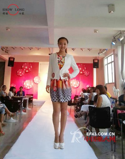 舒朗2015春夏品评会:演绎岁月的优雅