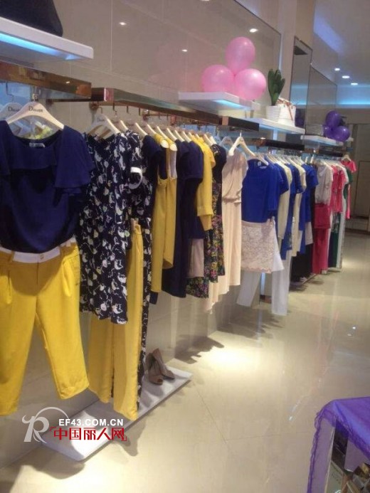 迪图女装石碣镇二店七夕浪漫相约 喜迎开业盛典