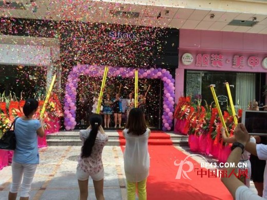 西蔻女装8月加盟店火热开启中 截止8月5日西蔻女装连开三店 可喜可贺!