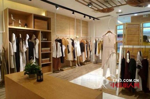 恭贺ZOLLE因为女装武汉菱角湖万达广场店重装开业