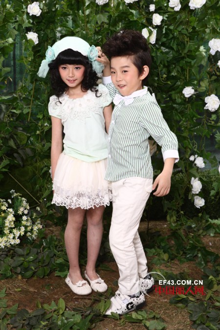 小女生夏天怎么打扮好看?  小女孩夏天要怎么穿衣搭配?