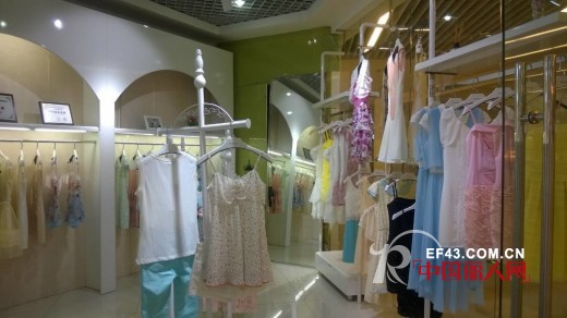 换季不是痛,特卖有绝招!服装零售秘籍