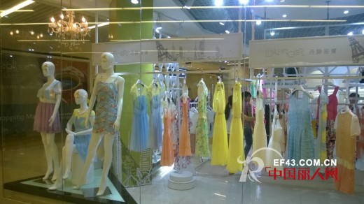 换季不是痛,特卖有绝招!服装零售秘籍