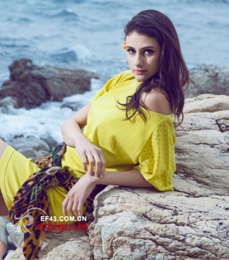 夏装怎么搭配才能穿出欧美大牌范?  夏装怎么穿出女王范?