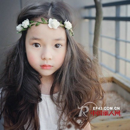 女孩子怎么装扮美美的 有一个萌萌哒女儿给她这样子的搭配