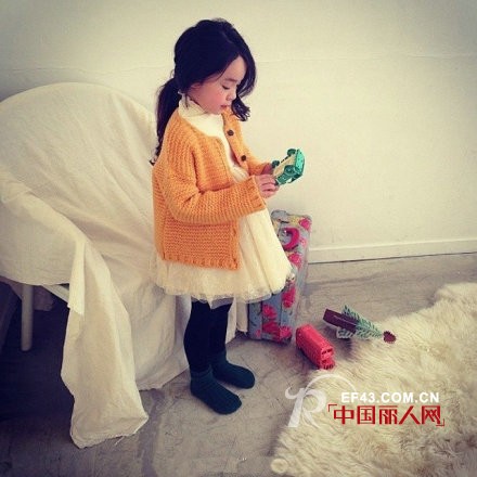 女孩子怎么装扮美美的 有一个萌萌哒女儿给她这样子的搭配