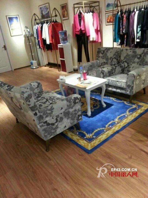 “迪斯廷·凯”内蒙赤峰专卖店即将盛装开业