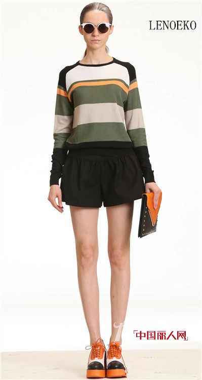 秋天拼接款衣服有哪些款式     黑白拼接款的衣服怎么穿