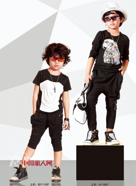 黑白童装品牌 黑白怎么搭配更个性 夏装黑白怎么搭配