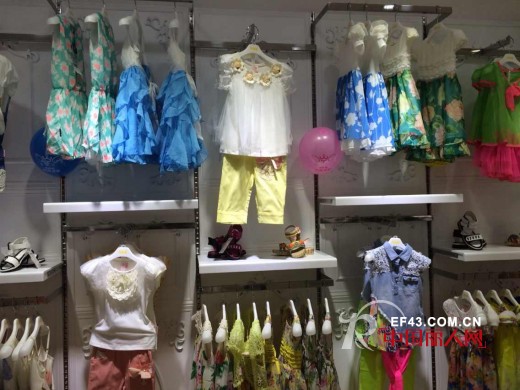 热烈庆祝俄梅戛时尚童装万豪城市广场专柜隆重开业!