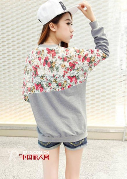 秋季卫衣怎么搭配 卫衣配什么比较潮 卫衣运动风格的潮人