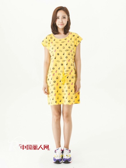 女士休闲装搭配 女士逛街休闲装要怎么搭配