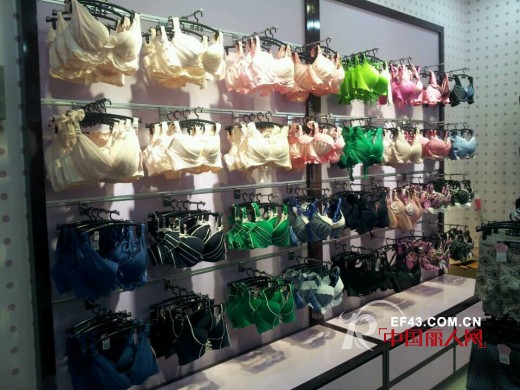 热烈祝贺帕莉秀内衣东莞店盛大开业