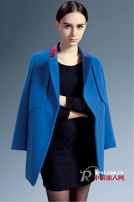 今年秋冬流行什么颜色的衣服 今年秋冬流行什么样式的衣服