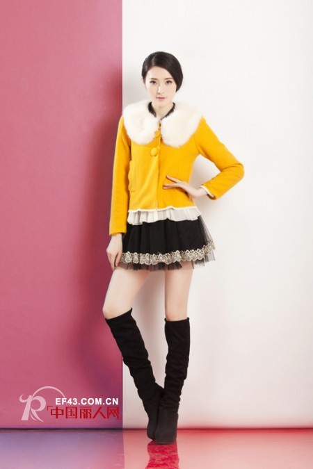 女士长款毛呢大衣怎么搭配 女士短款毛呢外套怎么搭配