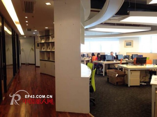 【欢乐时刻】:庆贺“杰米兰帝”营运中心正式启动