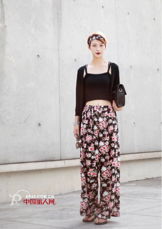 直筒裤怎么搭配 直筒裤搭配什么上衣