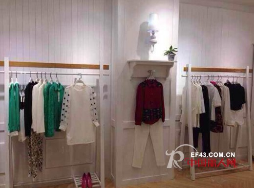 热烈祝贺VIVIdion女装唐山遵化店盛大开业